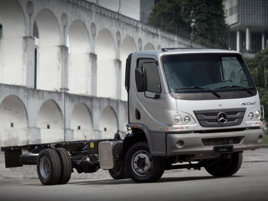  Mercedes-Benz Accelo 815 2011 года  (фото 3 из 9)